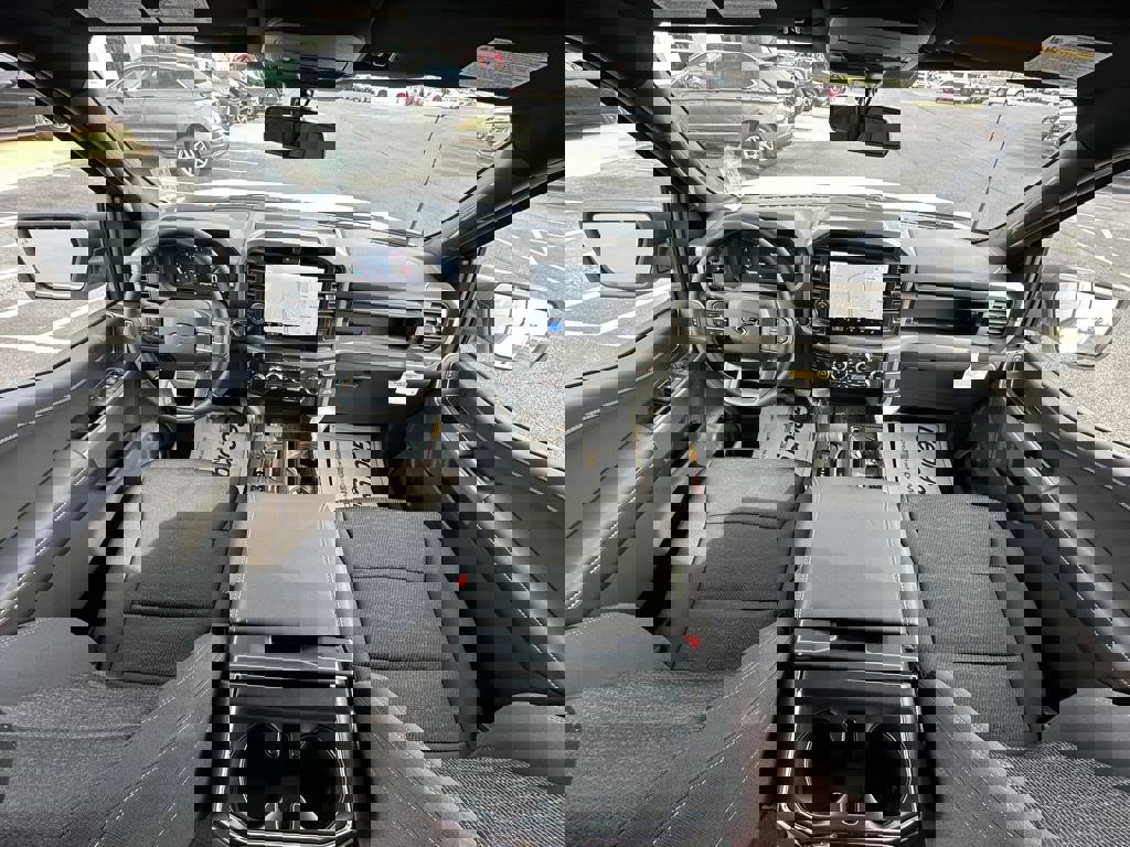 New 2025 Ford F150 XLT w/ Equipment Group 302A MID image 39