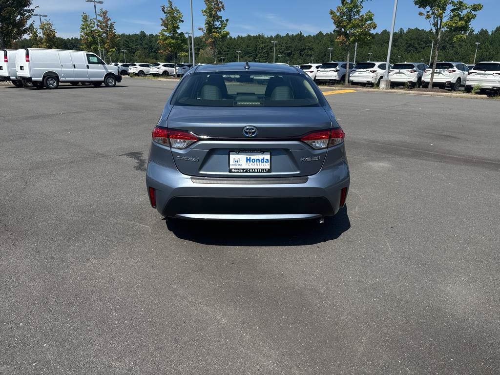 Used 2021 Toyota Corolla LE w/ Carpet Mat Package (TMS) FWD image 6