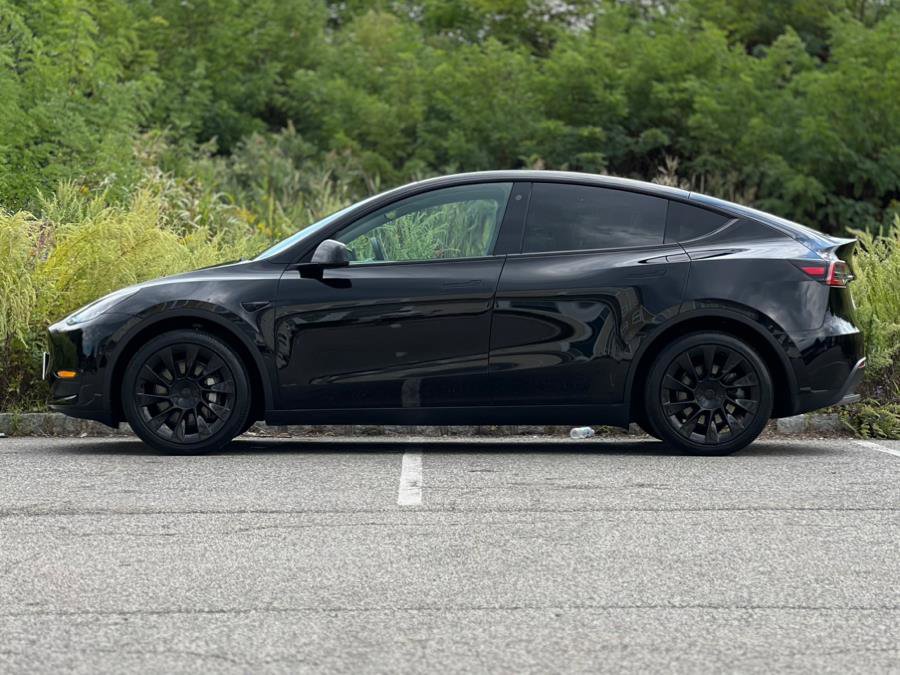Used 2022 Tesla Model Y Long Range image 6