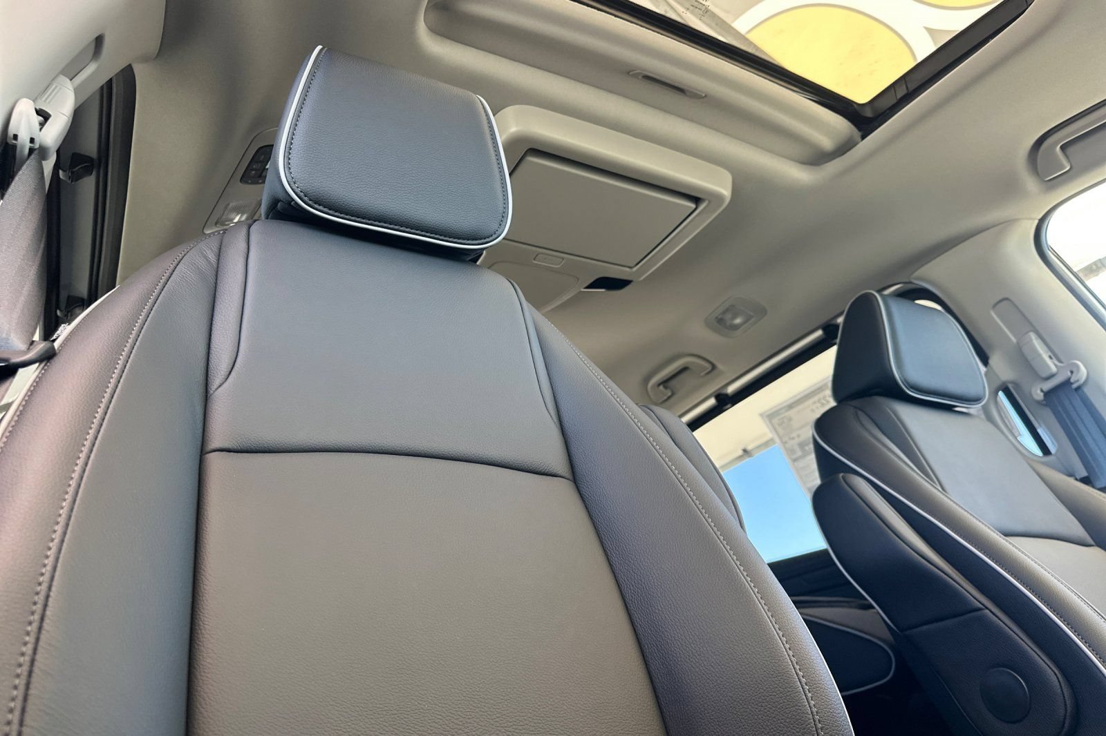 New 2026 Honda Odyssey Touring image 19