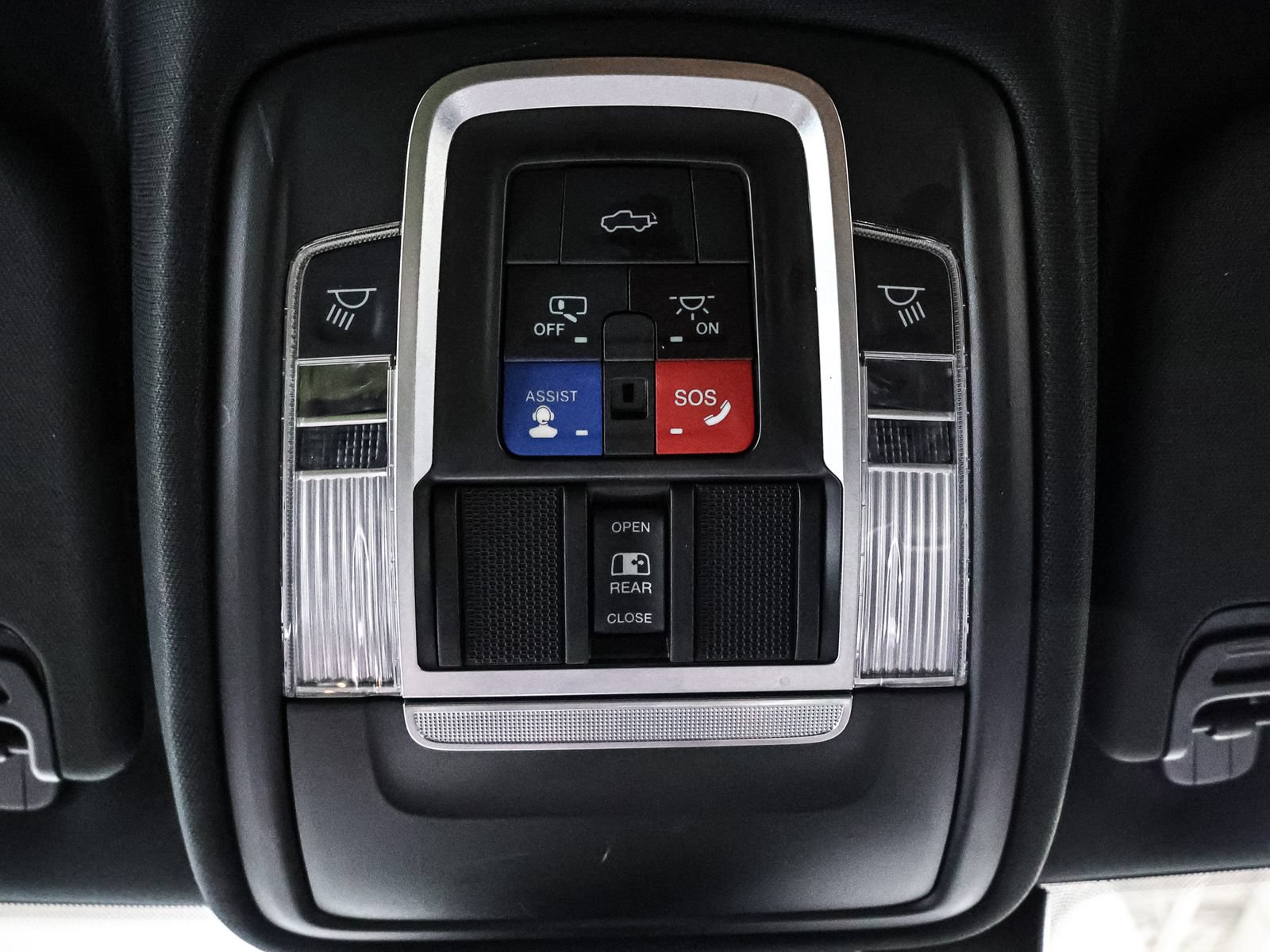 Used 2021 RAM 1500 Laramie w/ Sport Appearance Package AWD/4WD image 36