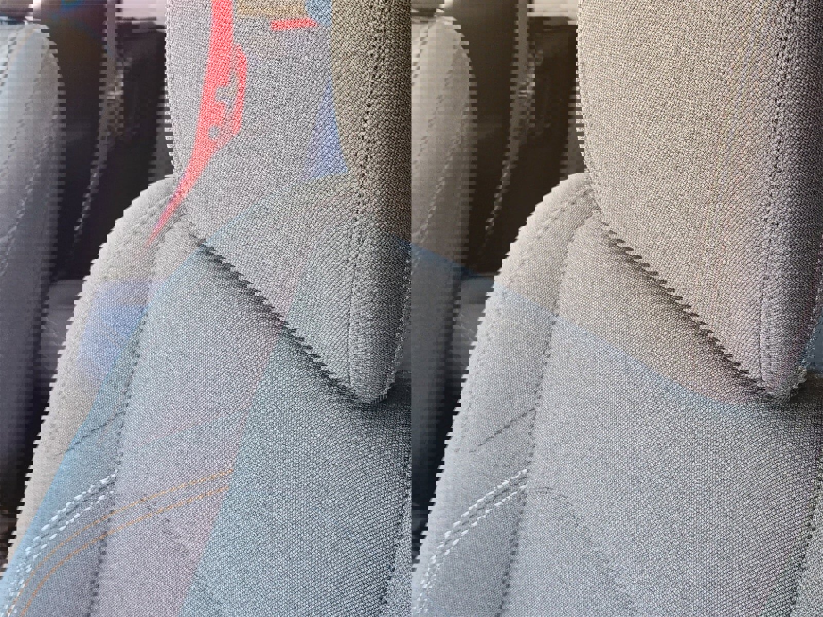 Used 2024 Jeep Wrangler Sport image 14