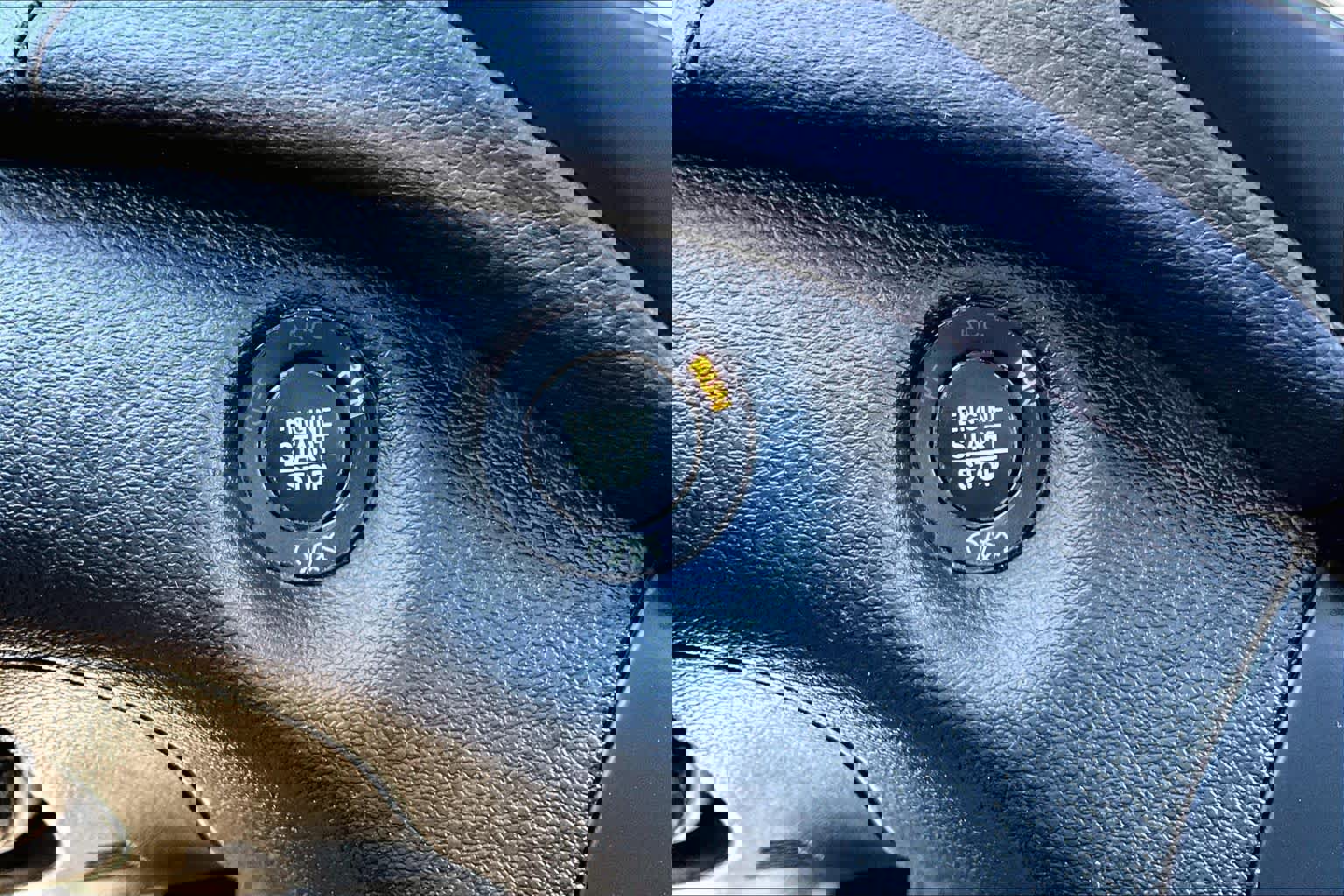 Used 2019 Jeep Cherokee Latitude Plus image 34