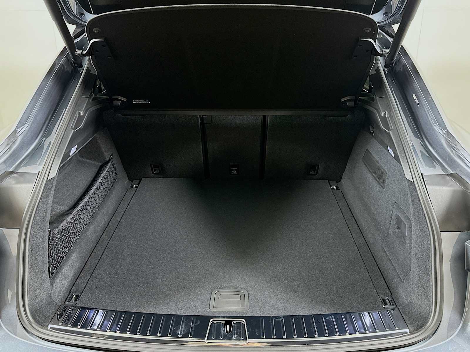 New 2026 Porsche Cayenne Coupe AWD/4WD image 27