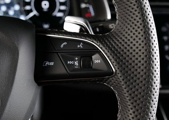 New 2025 Audi RS Q8 performance image 23