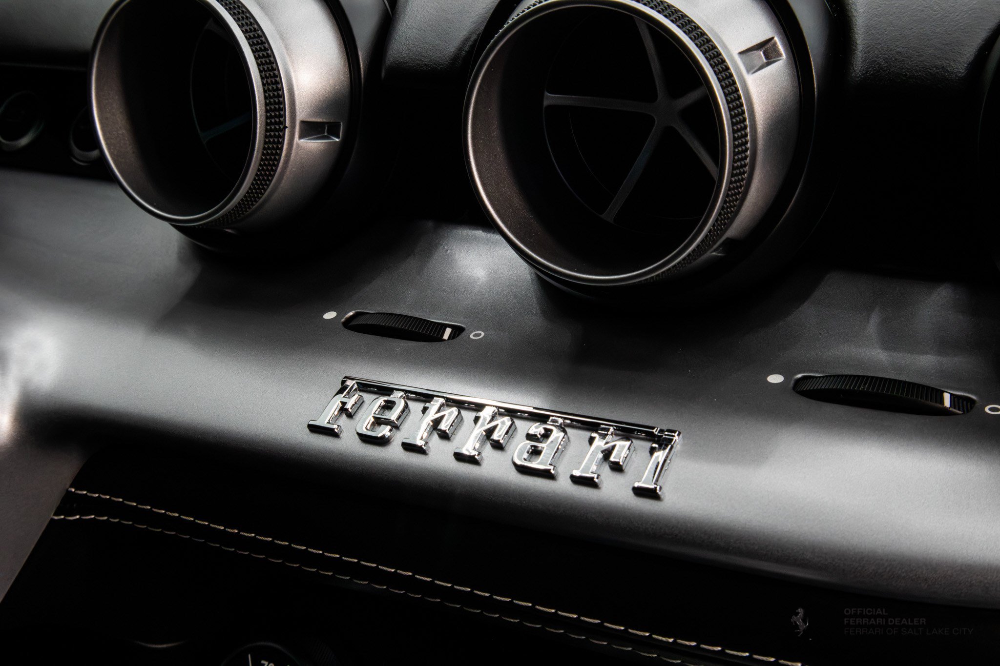 Used 2015 Ferrari F12 Berlinetta RWD image 15