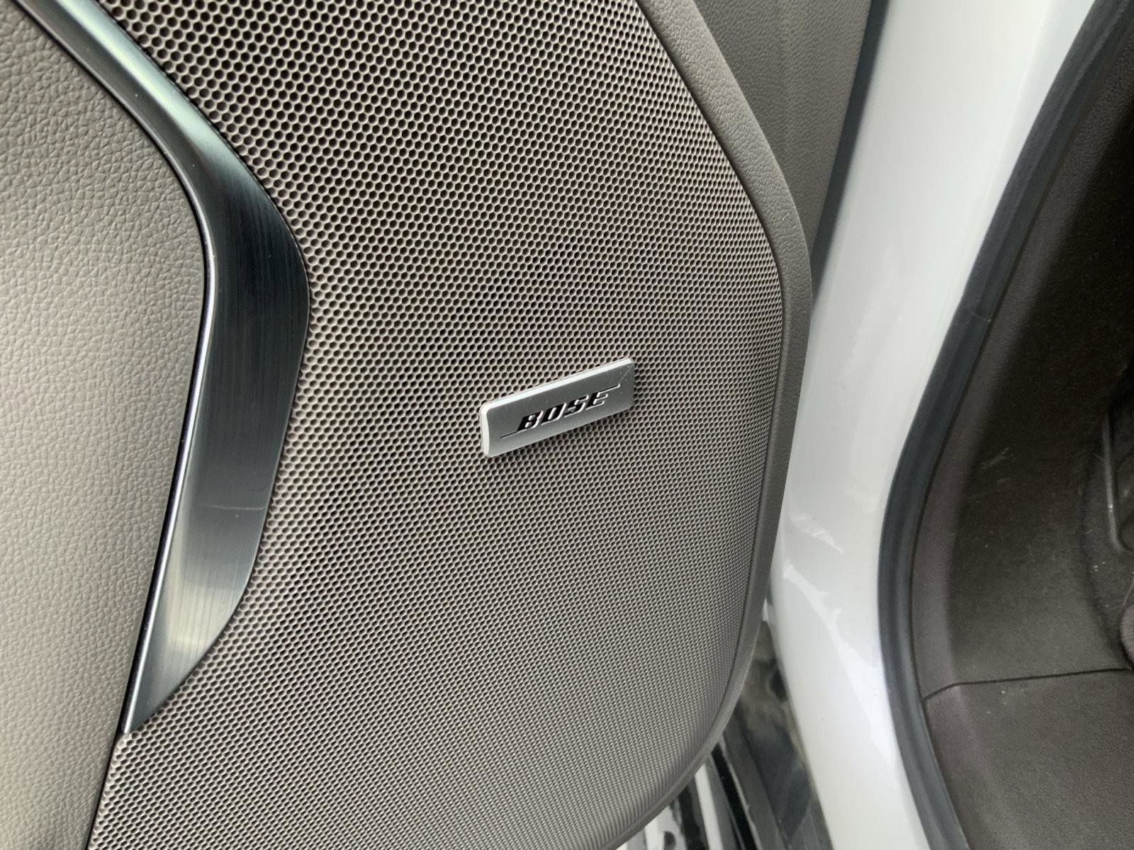 Used 2023 GMC Yukon SLT image 28