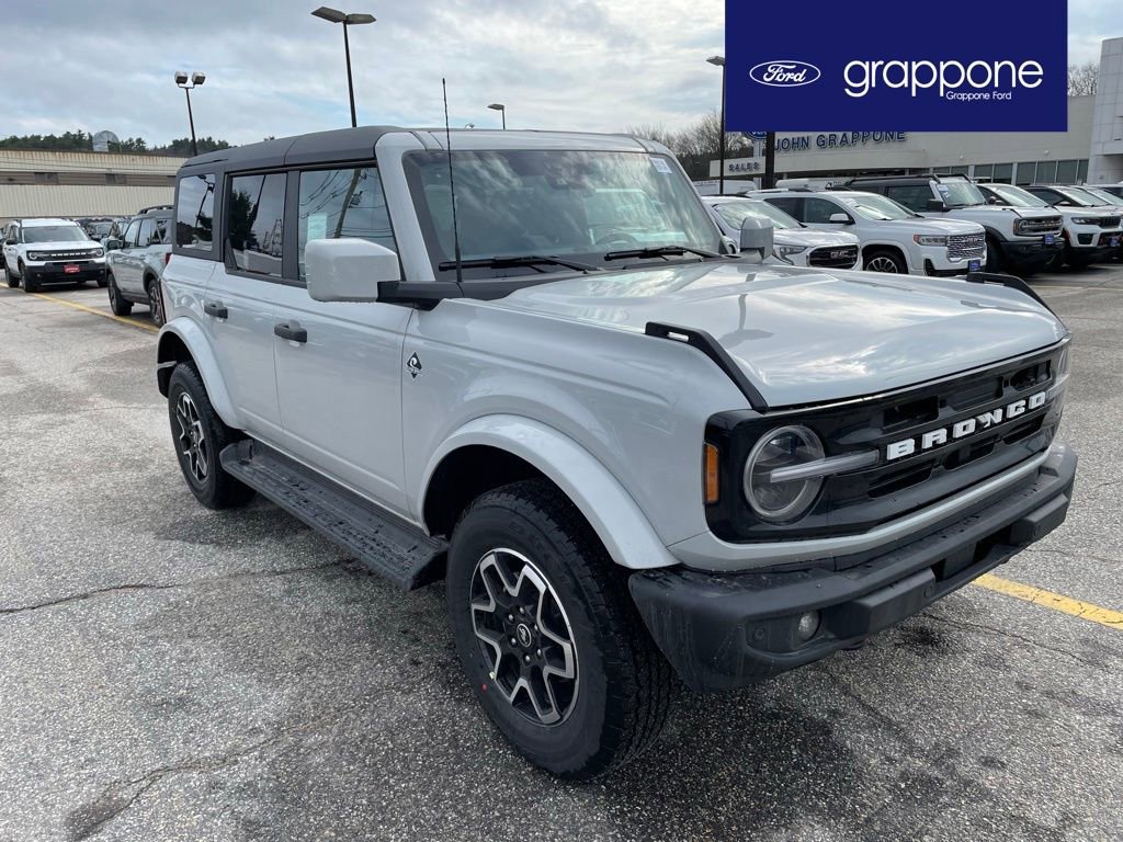 New 2026 Ford Bronco Outer Banks image 1