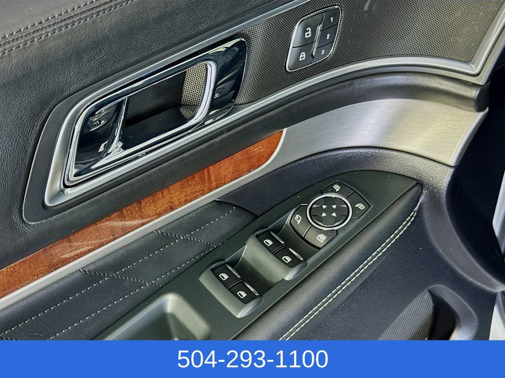 Used 2018 Ford Explorer Platinum image 18