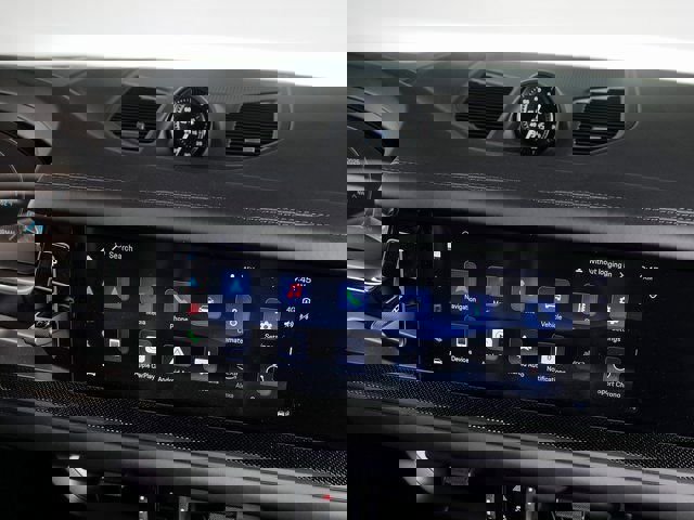 New 2026 Porsche Cayenne GTS image 18