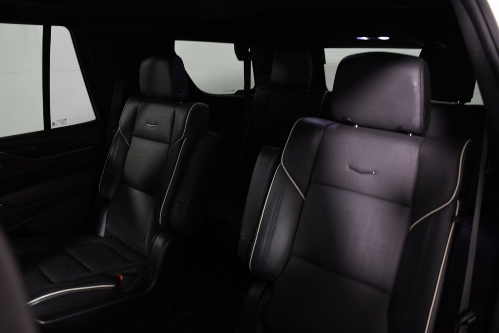 Used 2023 Cadillac Escalade Sport w/ LPO, ONYX Package image 26