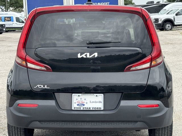 Used 2022 Kia Soul LX FWD image 5