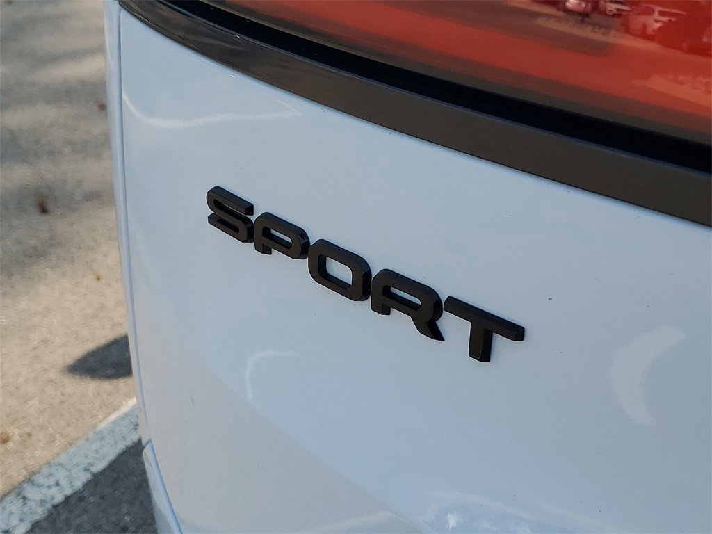 New 2025 Land Rover Range Rover Sport Dynamic SE image 6