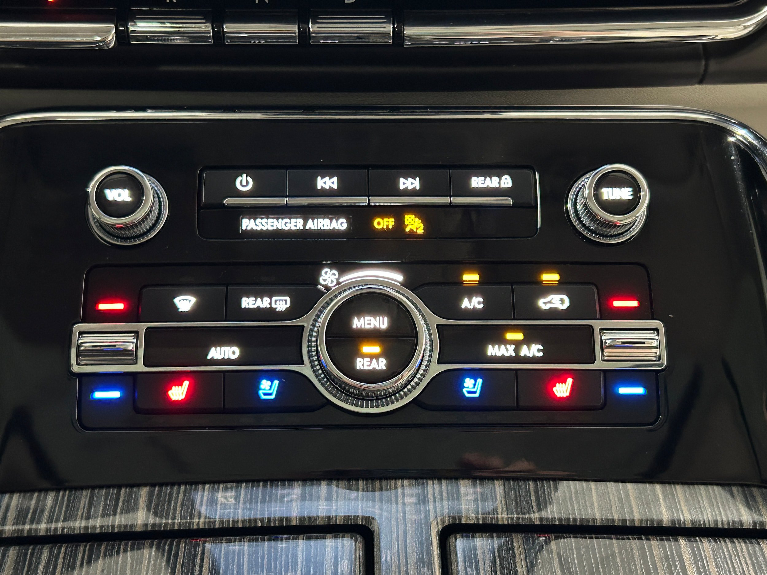 Used 2019 Lincoln Navigator L Black Label AWD/4WD image 9
