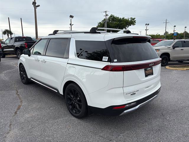 Used 2022 Kia Carnival SX Prestige image 6