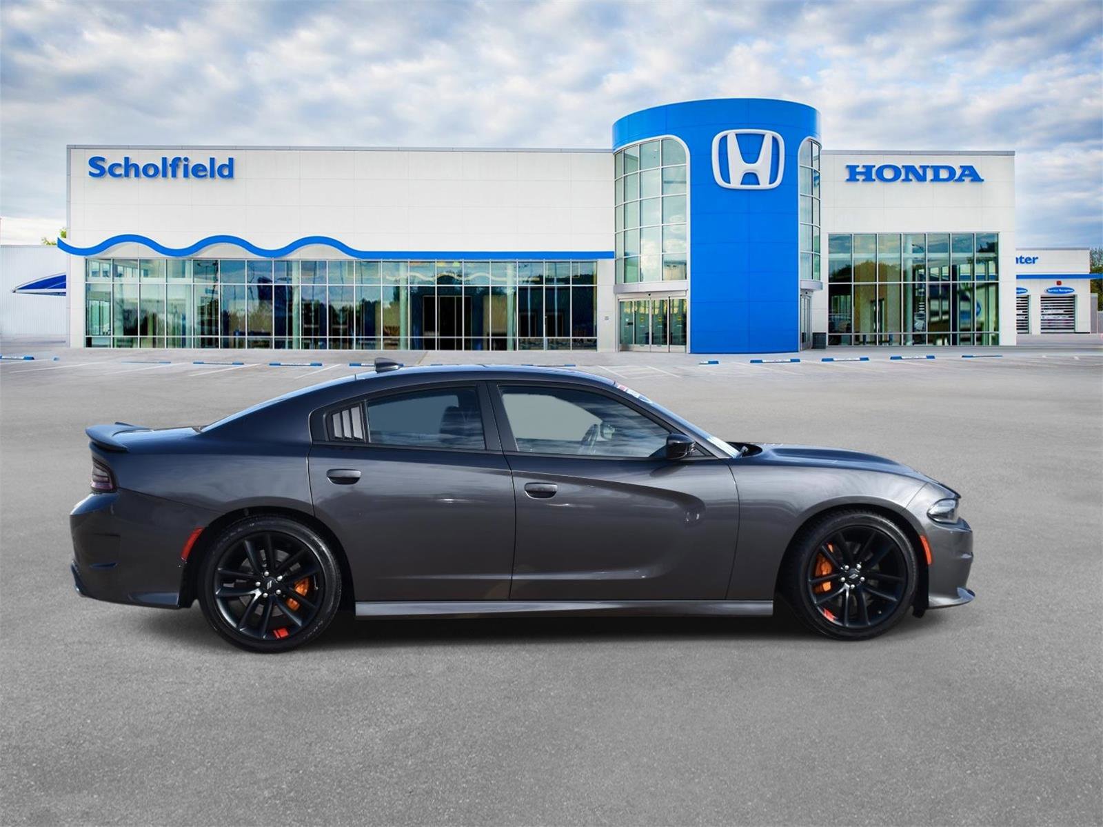 Used 2023 Dodge Charger GT w/ Plus Group image 2