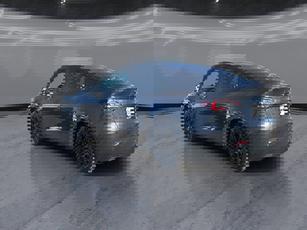 Used 2024 Tesla Model Y Long Range RWD image 4