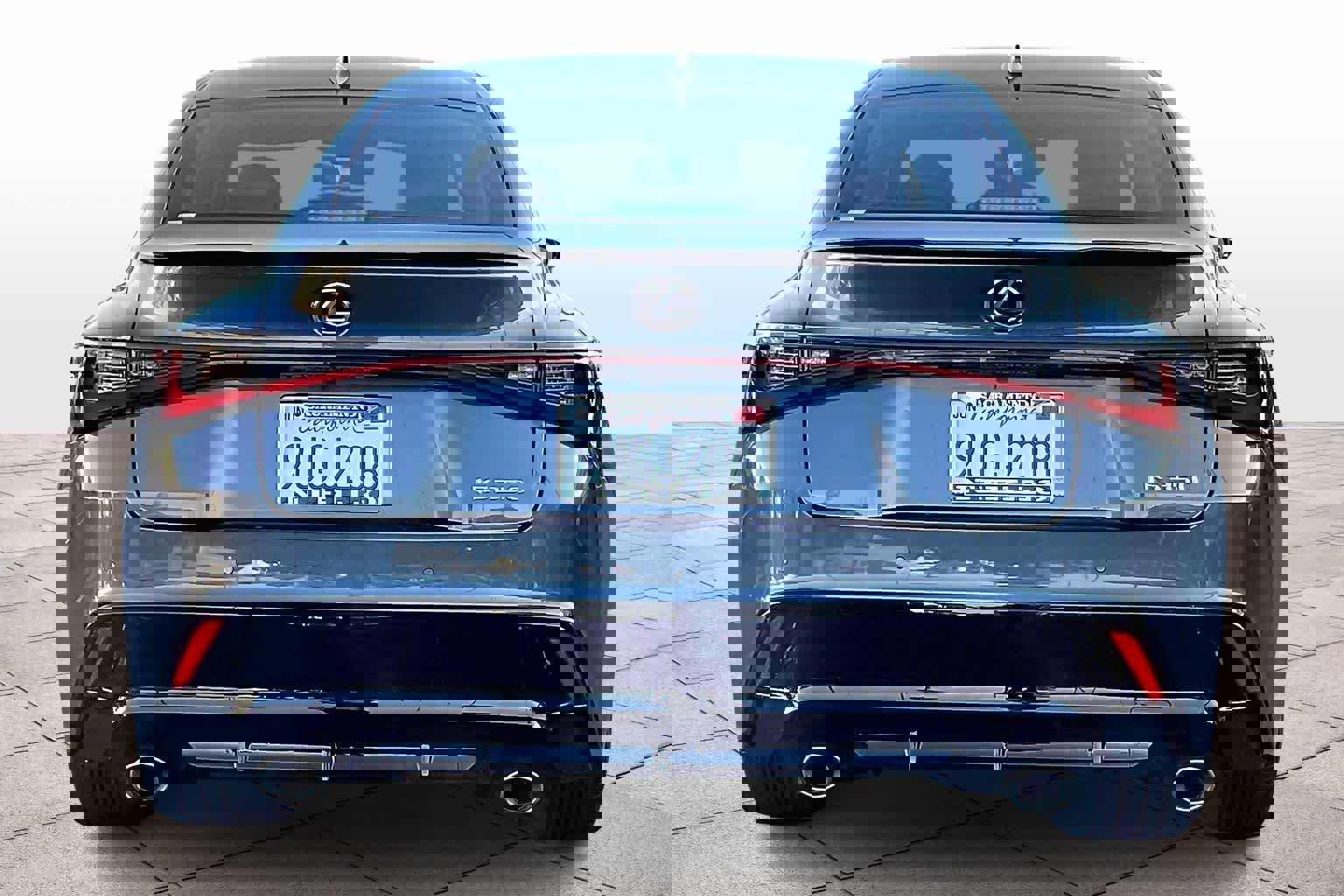 Used 2025 Lexus IS 350 F Sport image 7