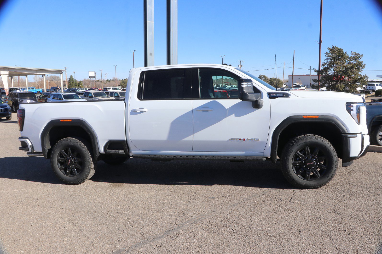 New 2026 GMC Sierra 2500 AT4 image 8