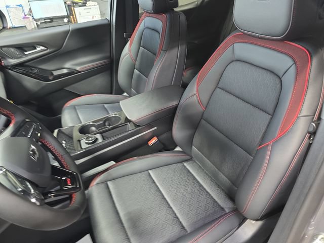 New 2027 Chevrolet Equinox RS w/ LPO, Floor Liner Package AWD/4WD image 17