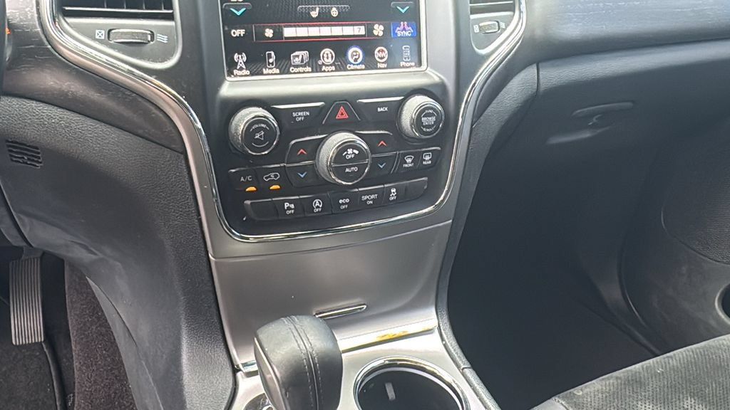 Used 2017 Jeep Grand Cherokee Altitude AWD/4WD image 20