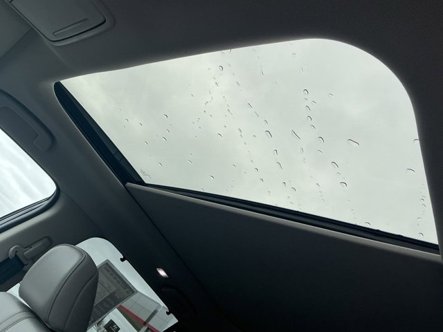 Used 2025 Honda Pilot Touring image 19