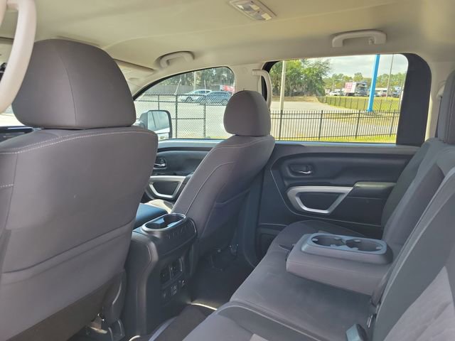 Used 2024 Nissan Titan SV w/ SV Convenience Package image 24