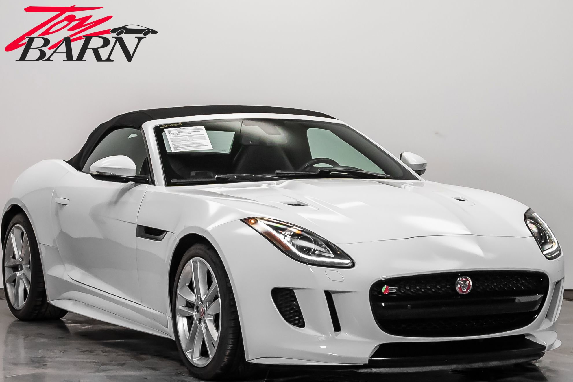 Used 2016 Jaguar F-TYPE S image 15