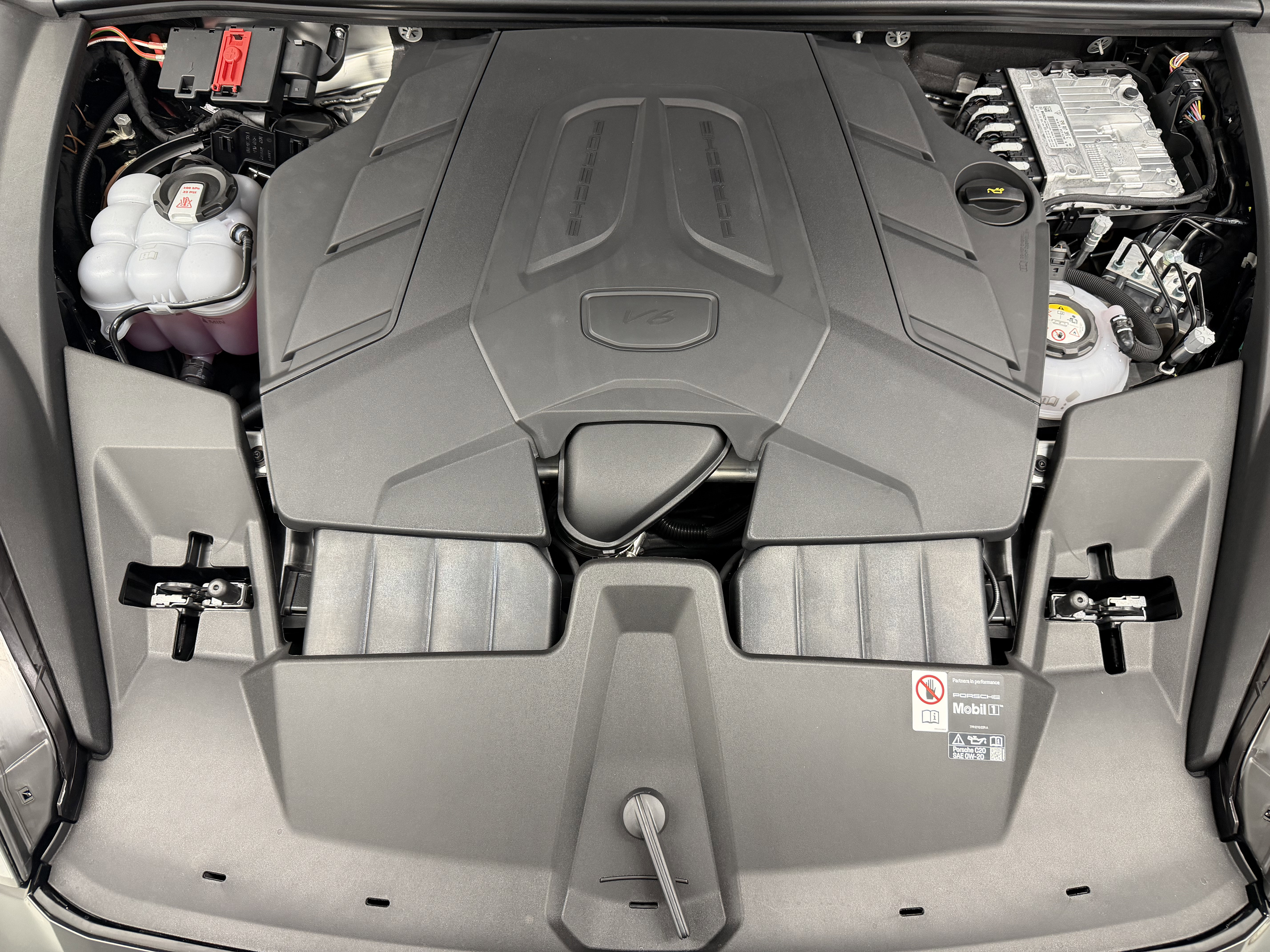 New 2026 Porsche Cayenne S image 63