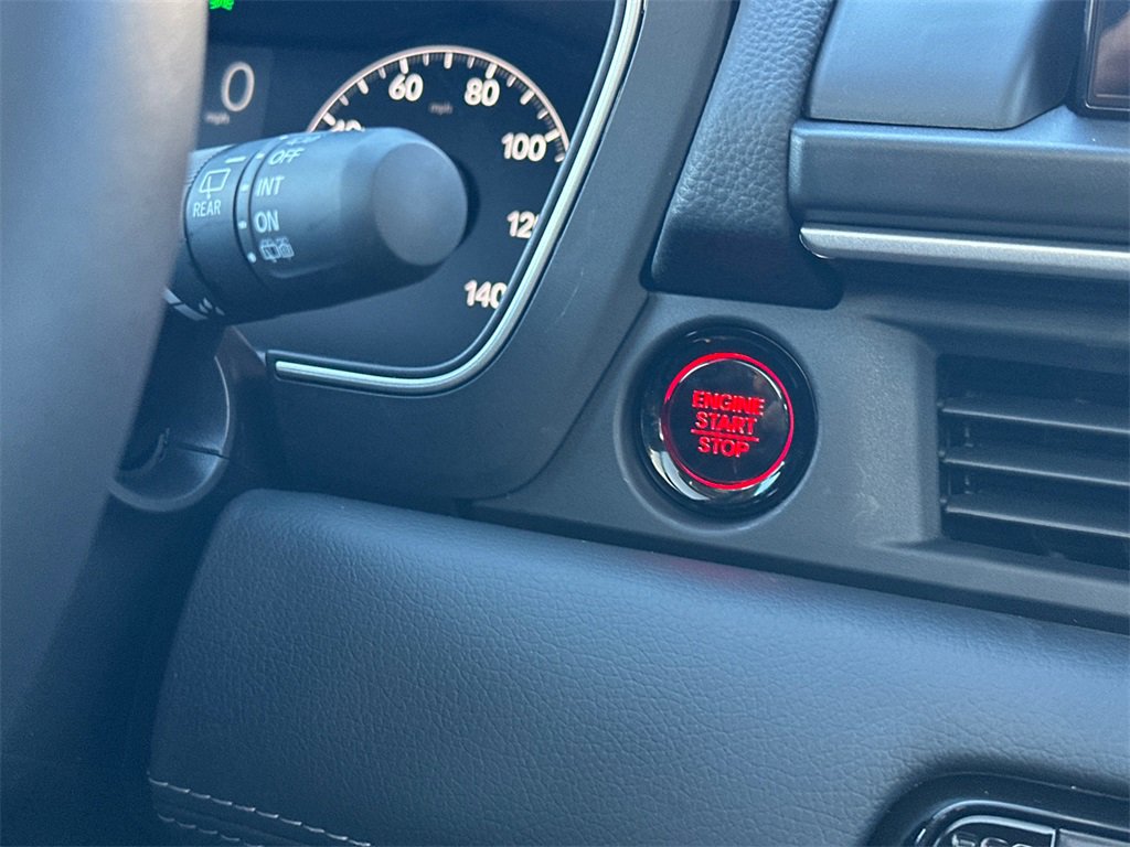 New 2025 Honda Pilot Touring image 30