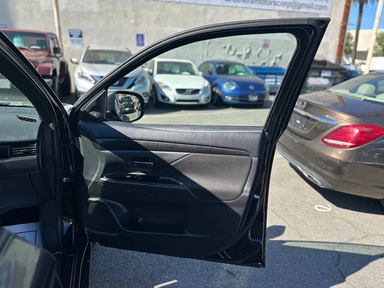 Used 2018 Mitsubishi Outlander LE image 43