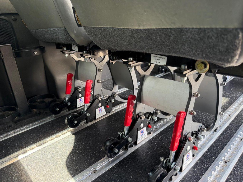 Used 2020 Ford Transit 350 XL RWD image 30