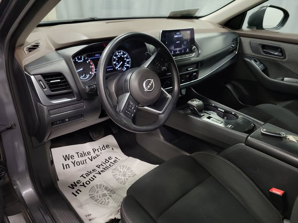 Used 2023 Nissan Rogue S image 13