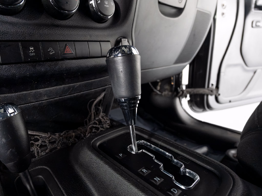 Used 2018 Jeep Wrangler Unlimited Sport S AWD/4WD image 20