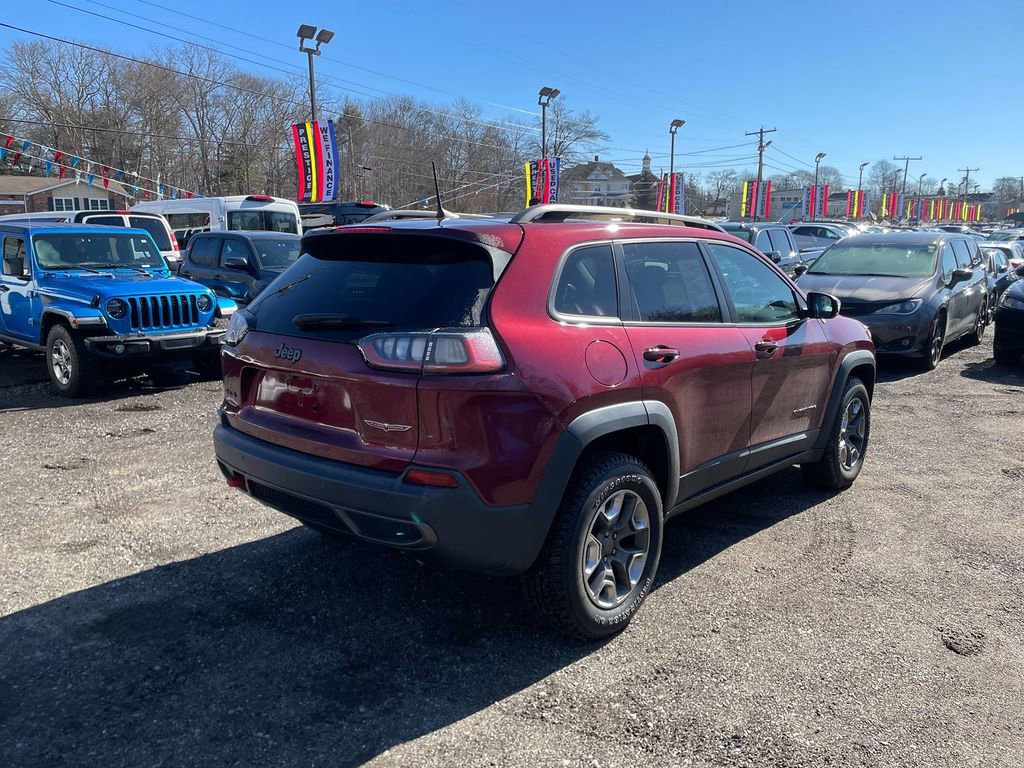 Used 2019 Jeep Cherokee Trailhawk image 5