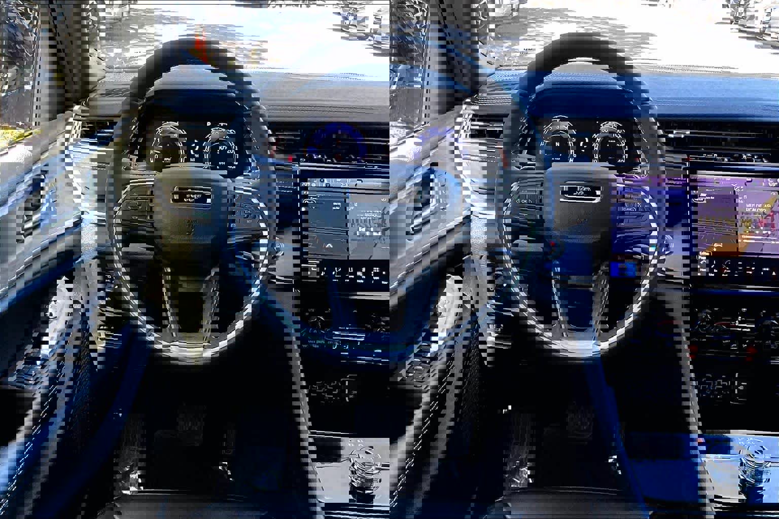 Used 2024 Jeep Grand Cherokee L Limited w/ Black Appearance Package image 5