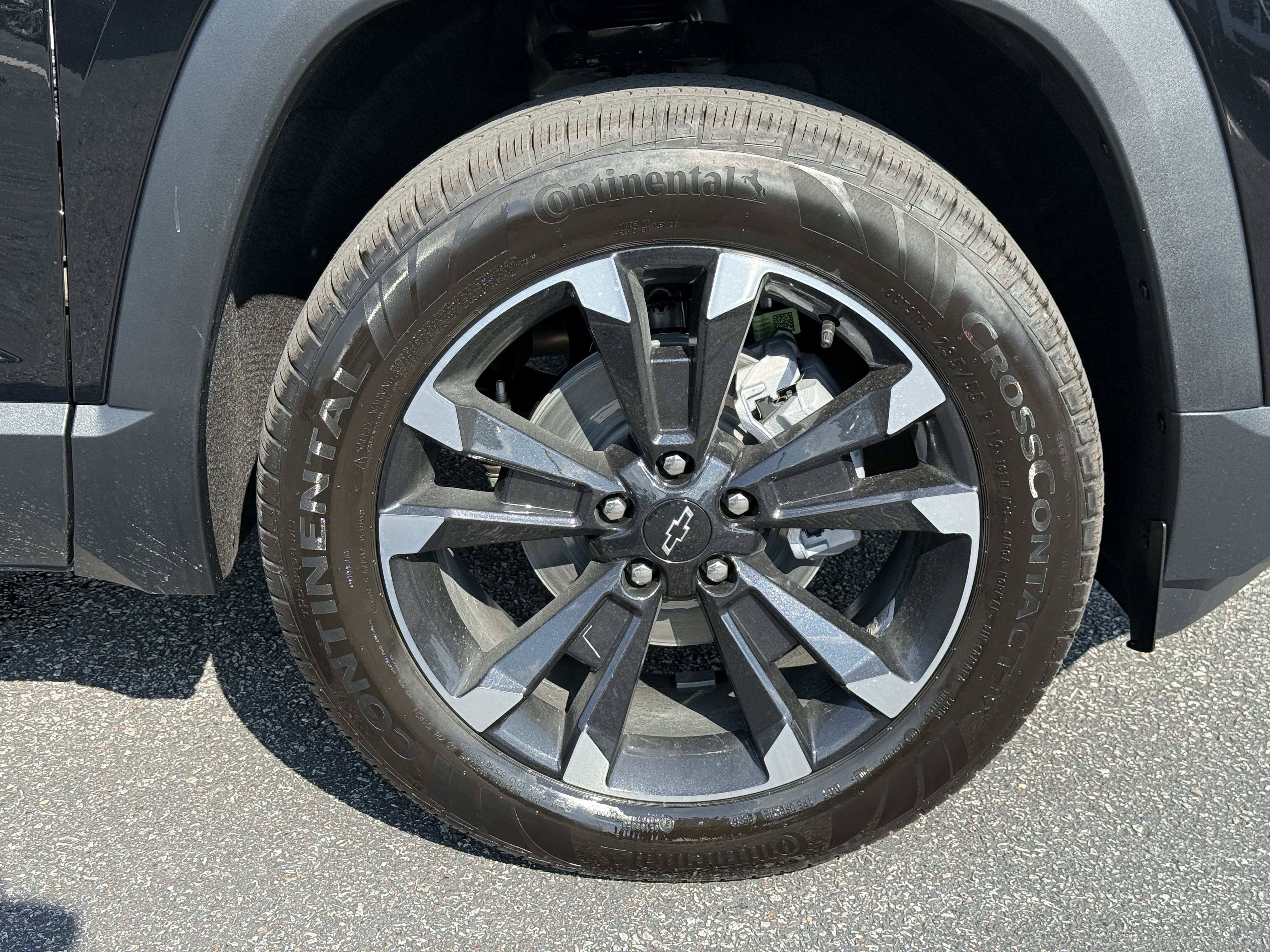 New 2027 Chevrolet Equinox RS FWD image 13