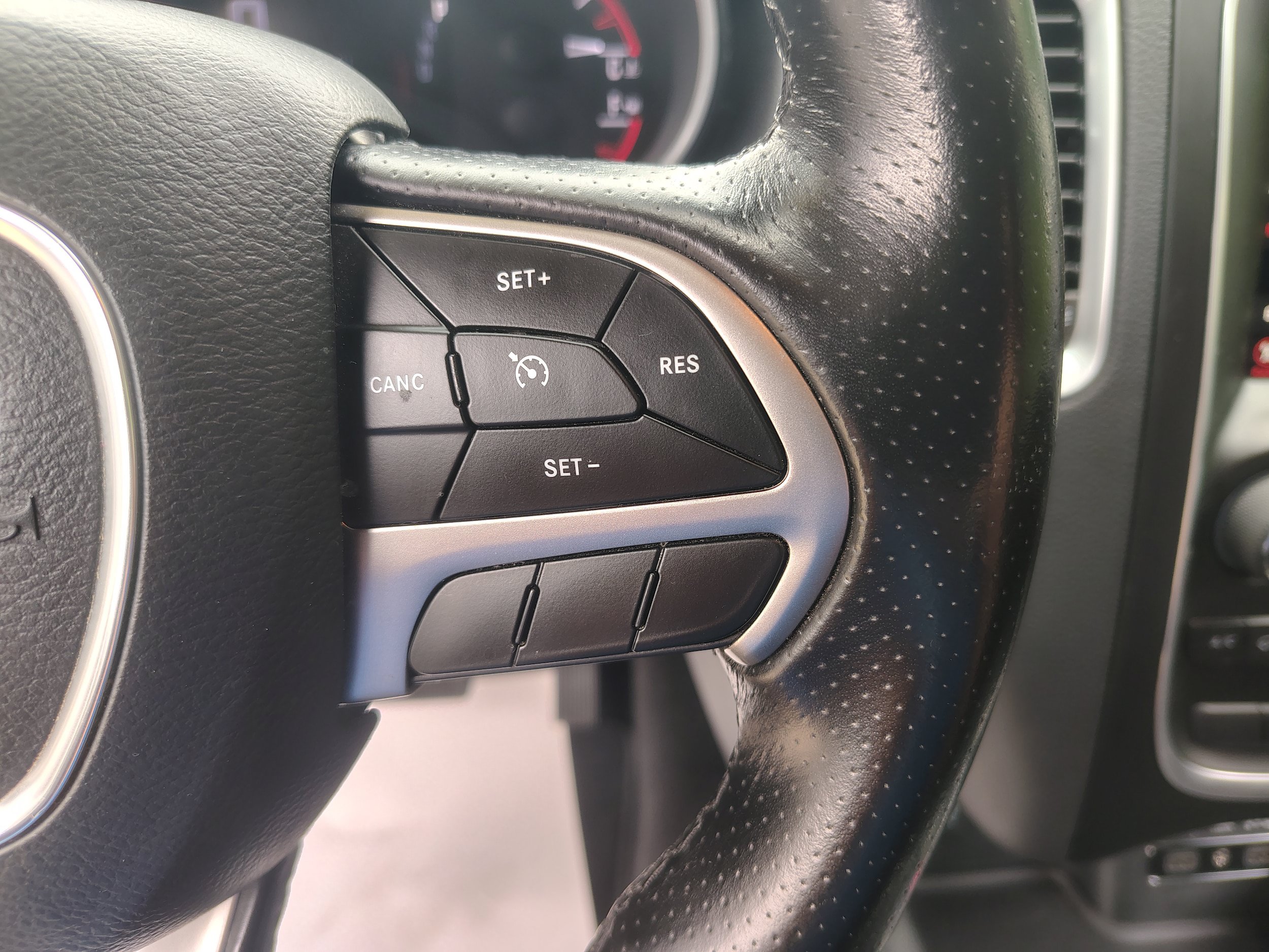 Certified 2020 Dodge Durango SXT AWD/4WD image 29