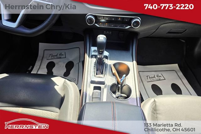 Used 2022 Nissan Altima 2.5 SR w/ Midnight Edition Package AWD/4WD image 13