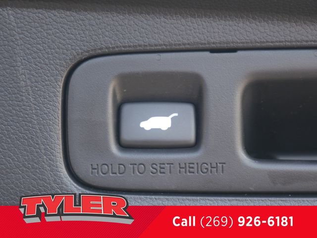 Used 2023 Honda CR-V Sport Touring image 18