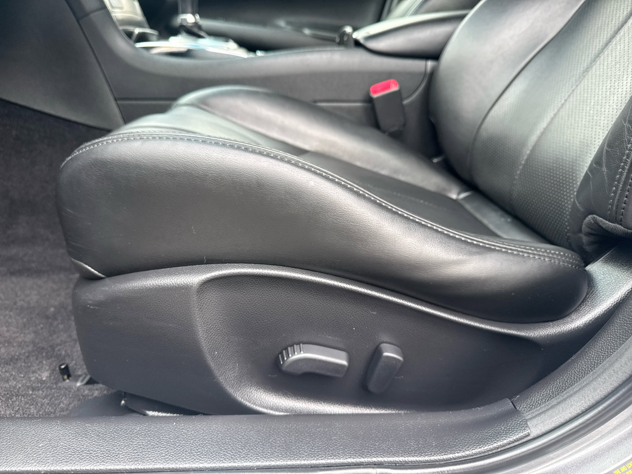 Used 2013 INFINITI G37 x Sedan w/ Premium Pkg image 26