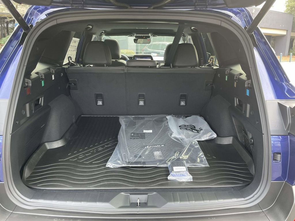New 2026 Subaru Outback Limited AWD/4WD image 10