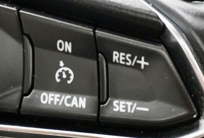 Used 2017 MAZDA MAZDA3 Grand Touring w/ Premium Equipment Package FWD image 27