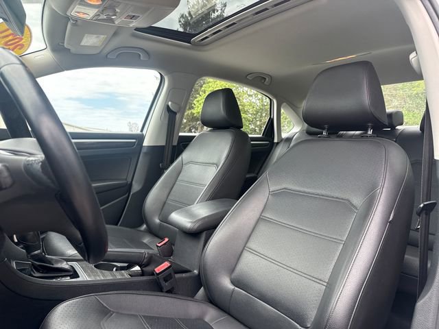 Used 2017 Volkswagen Passat 1.8T SE image 12