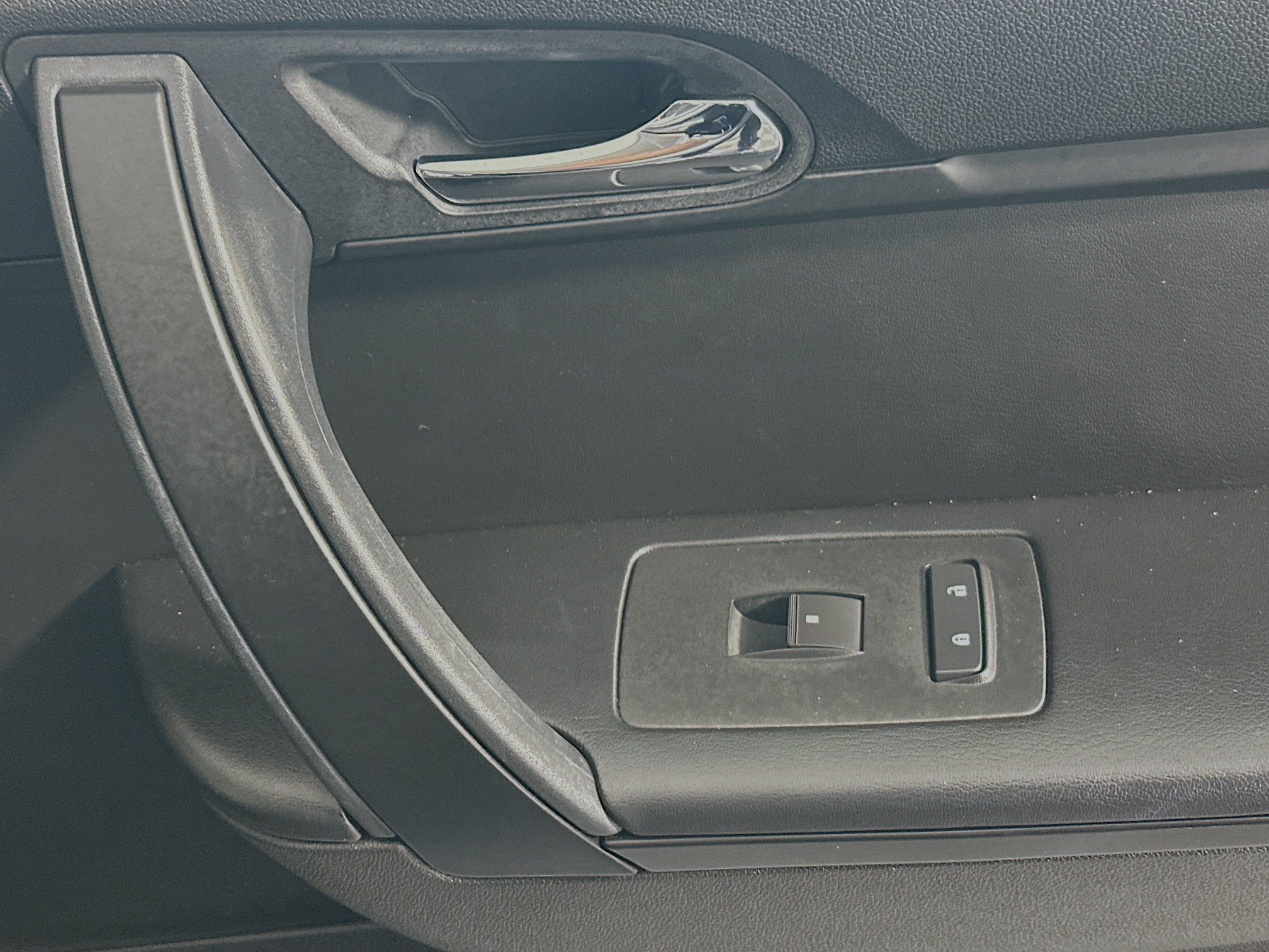 Used 2013 Chevrolet Traverse LT FWD image 28