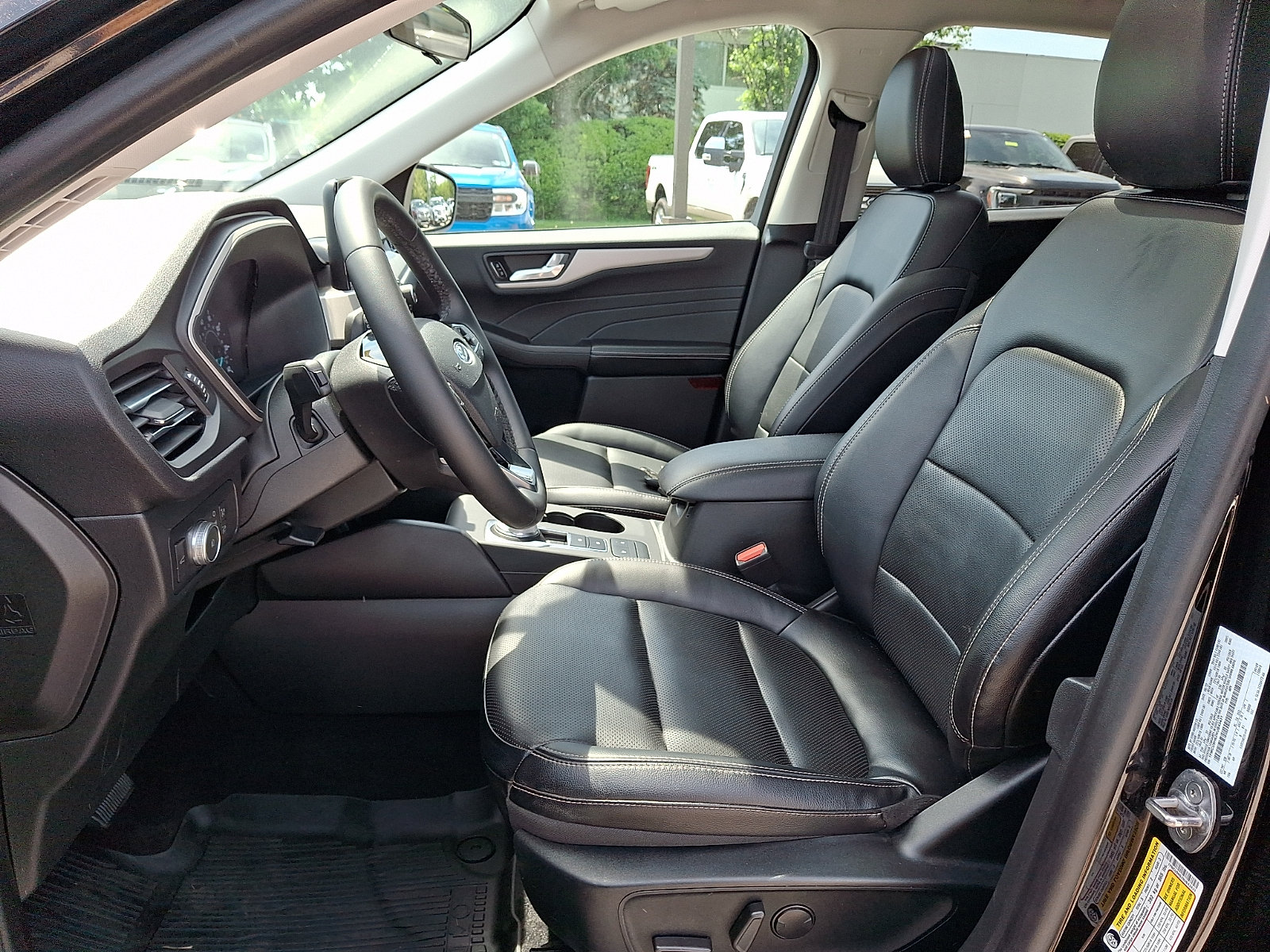 Certified 2022 Ford Escape SEL AWD/4WD image 16