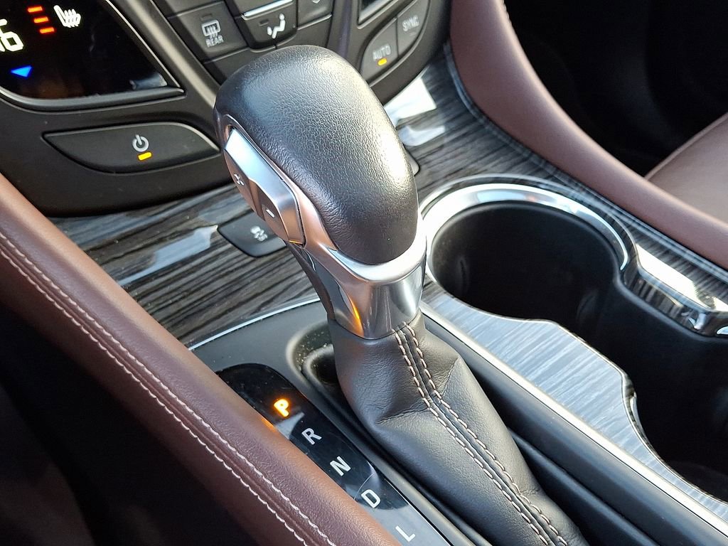 Used 2018 Buick Envision Essence w/ LPO, Hit The Road Package image 15