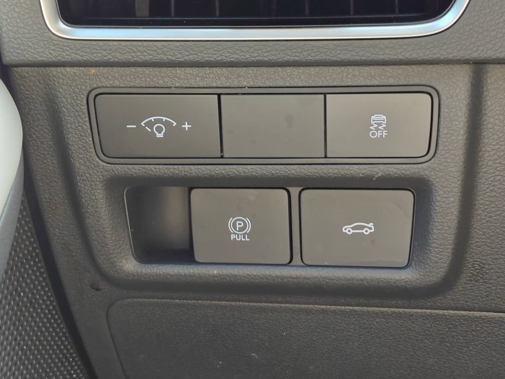 Used 2025 Hyundai Sonata SEL FWD image 26