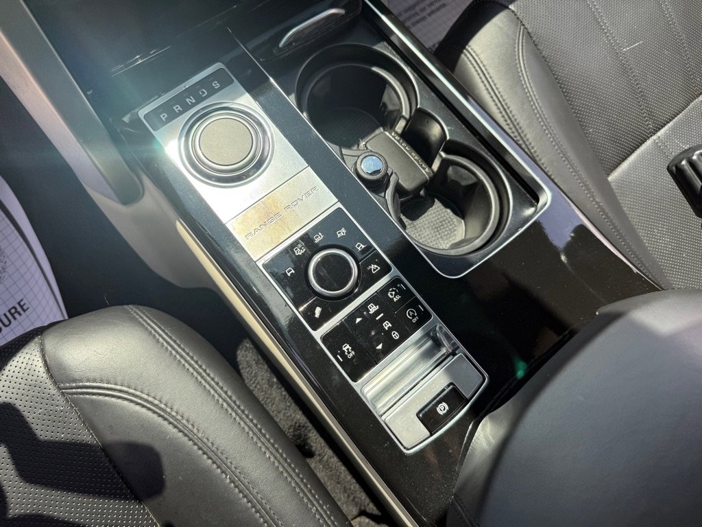 Used 2015 Land Rover Range Rover Supercharged image 55
