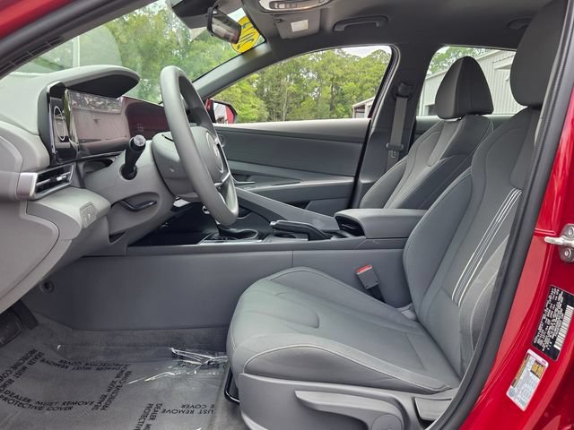 Used 2024 Hyundai Elantra SEL FWD image 9